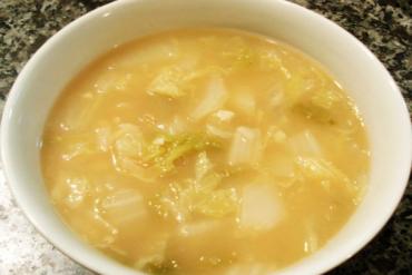 How to make delicious Chinese cabbage soup with soybean sauce